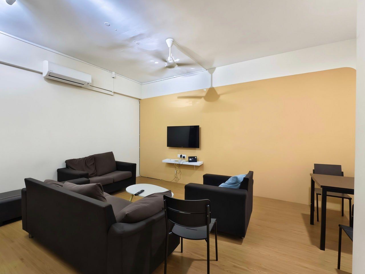 Living room - Rooms for Rent | Jalan Kenari, Bandar Putra Kulai - Image 1