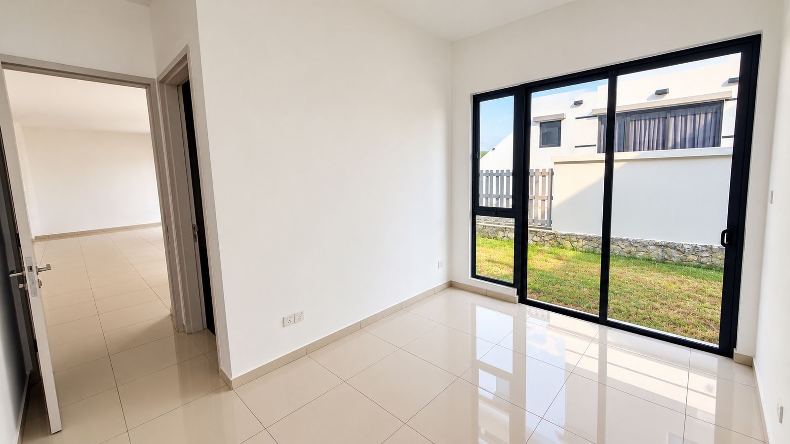 Freehold Semi-D in Setia Arundina For Sale | Vacant Bare Unit - Image 13