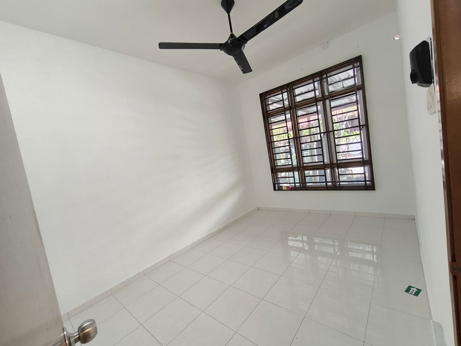 Master bedroom - RESIDENSI BIDARA Single Storey Terraced 3 Bedroom For Sale - Image 11