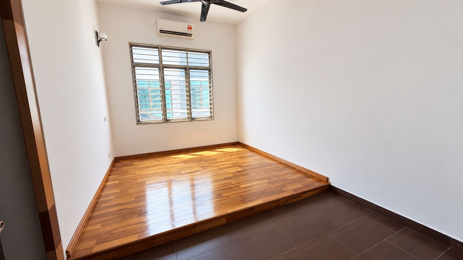 Fully Furnished 2-Storey Semi-D in Setia Damai 14, Setia Alam For Sale | 4,200 sqft Built-up - Image 17