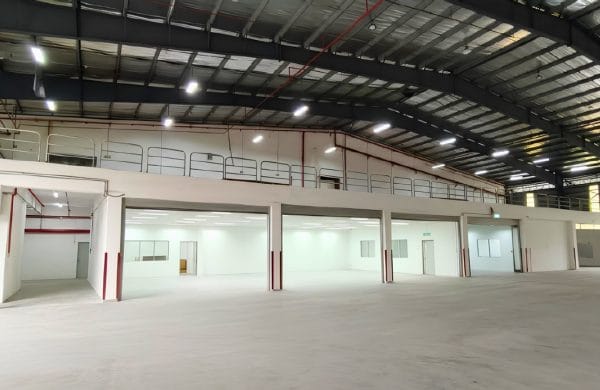 1 STOREY WAREHOUSE WITH OFFICE ATGLENMARIE, SHAH ALAM - Image 1