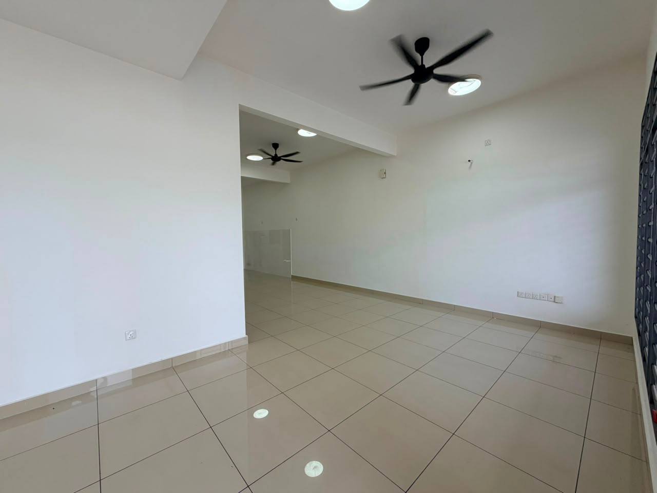 Living room - Taman Mutiara Maju House for Sale | Mutiara Rini Skudai | RM838K - Image 3