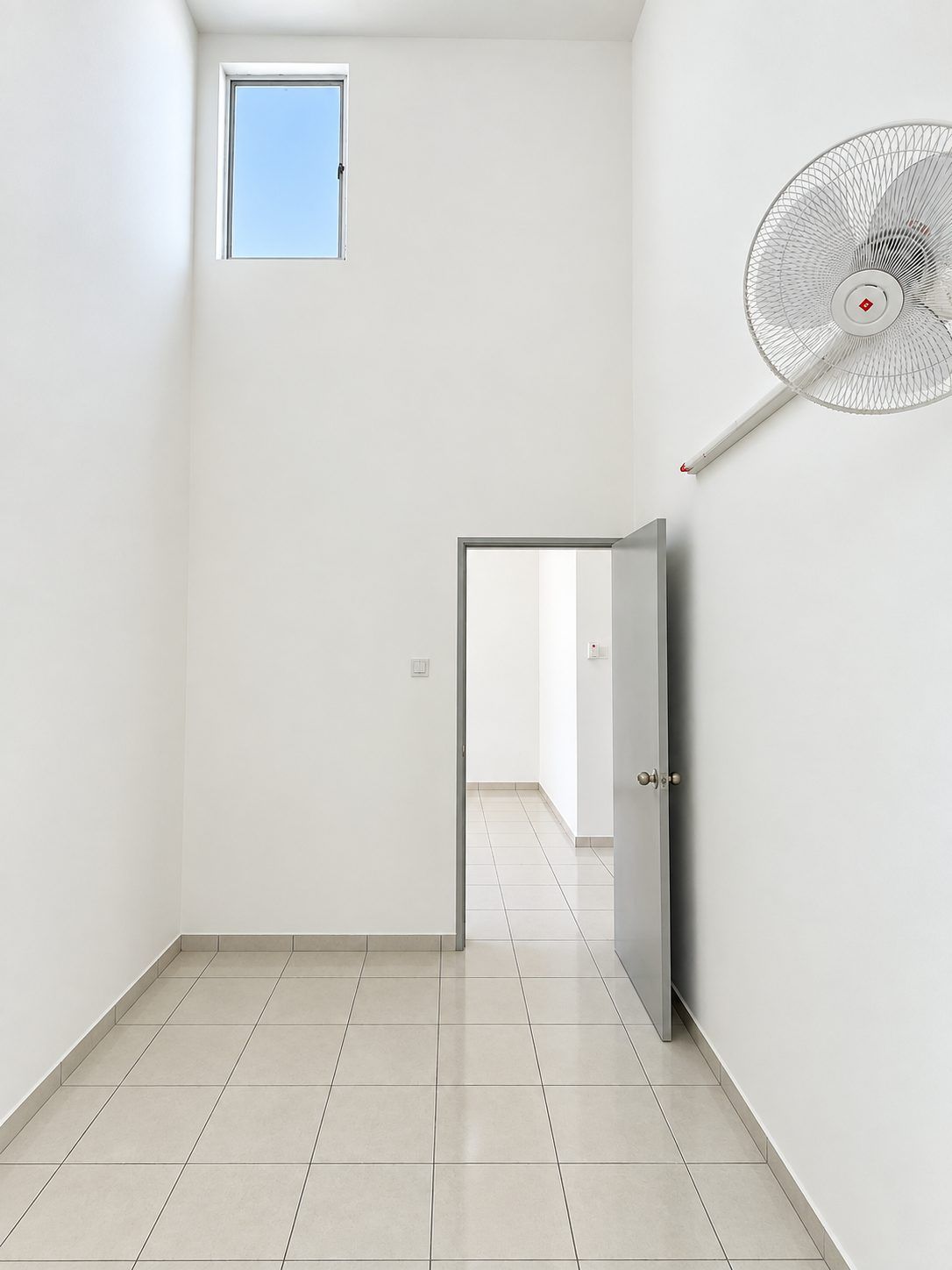 Bedroom - 4-Bedroom Single Storey Terrace House @ Bandar Putra Kulai | G&G | 24x75 | RM2,200 nego - Image 9