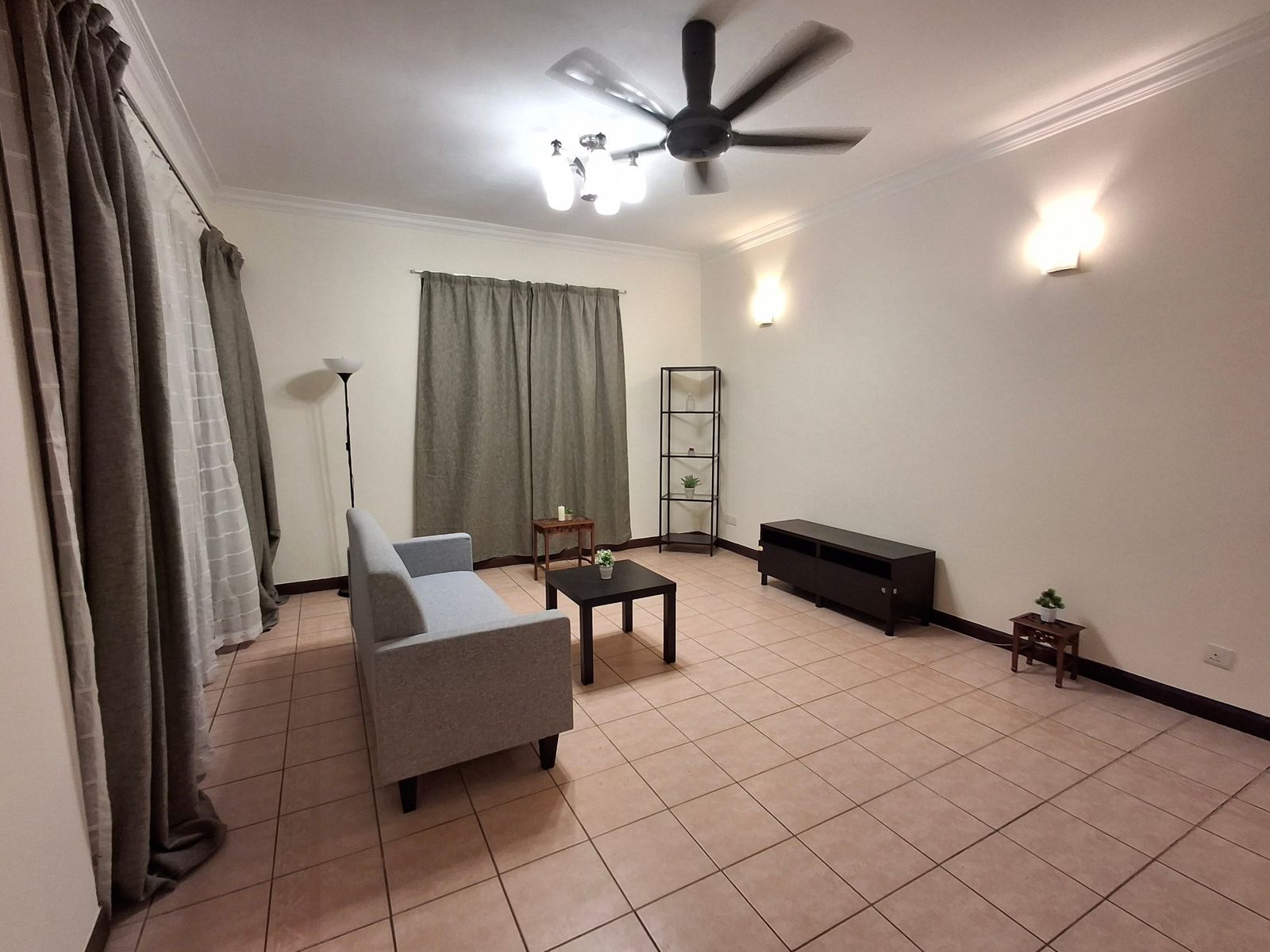 Living room - Spacious Fully Furnished Condo in Dutamas - Image 2