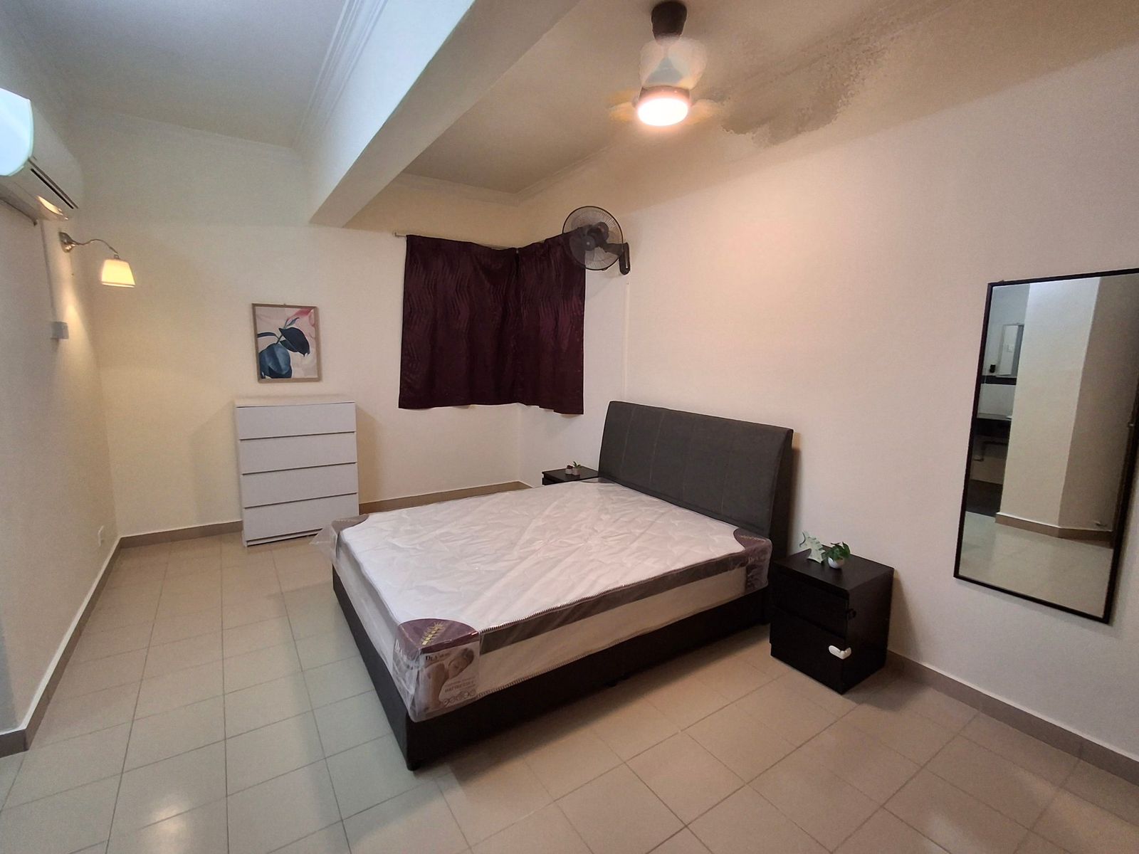 Master bedroom - Spacious Fully Furnished Condo in Dutamas - Image 5