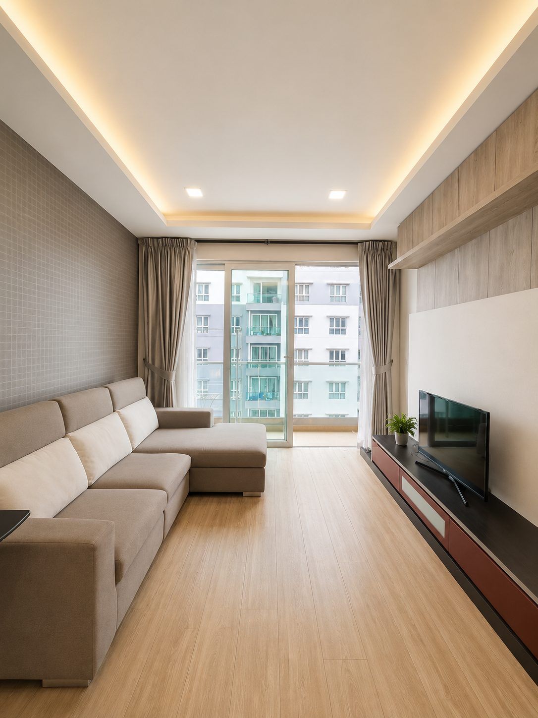 Season Luxury Apartment Larkin JB | 3 Bedroom Fully Furnished | RM600K - Image 1