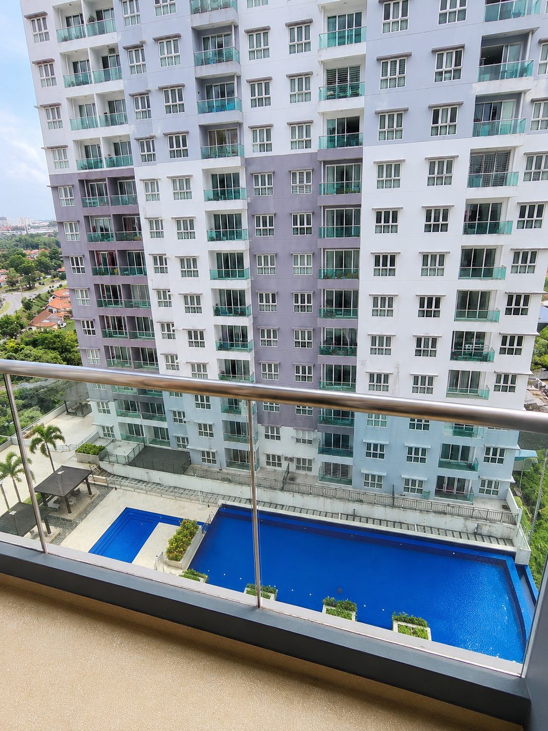 Season Luxury Apartment Larkin JB | 3 Bedroom Fully Furnished | RM600K - Image 2