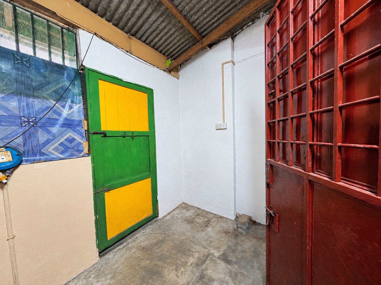 Kitchen - Double Storey for Rent in Taman Muhibbah Saleng, Saleng Kulai | 3 Bedroom | RM1,100 - Image 4