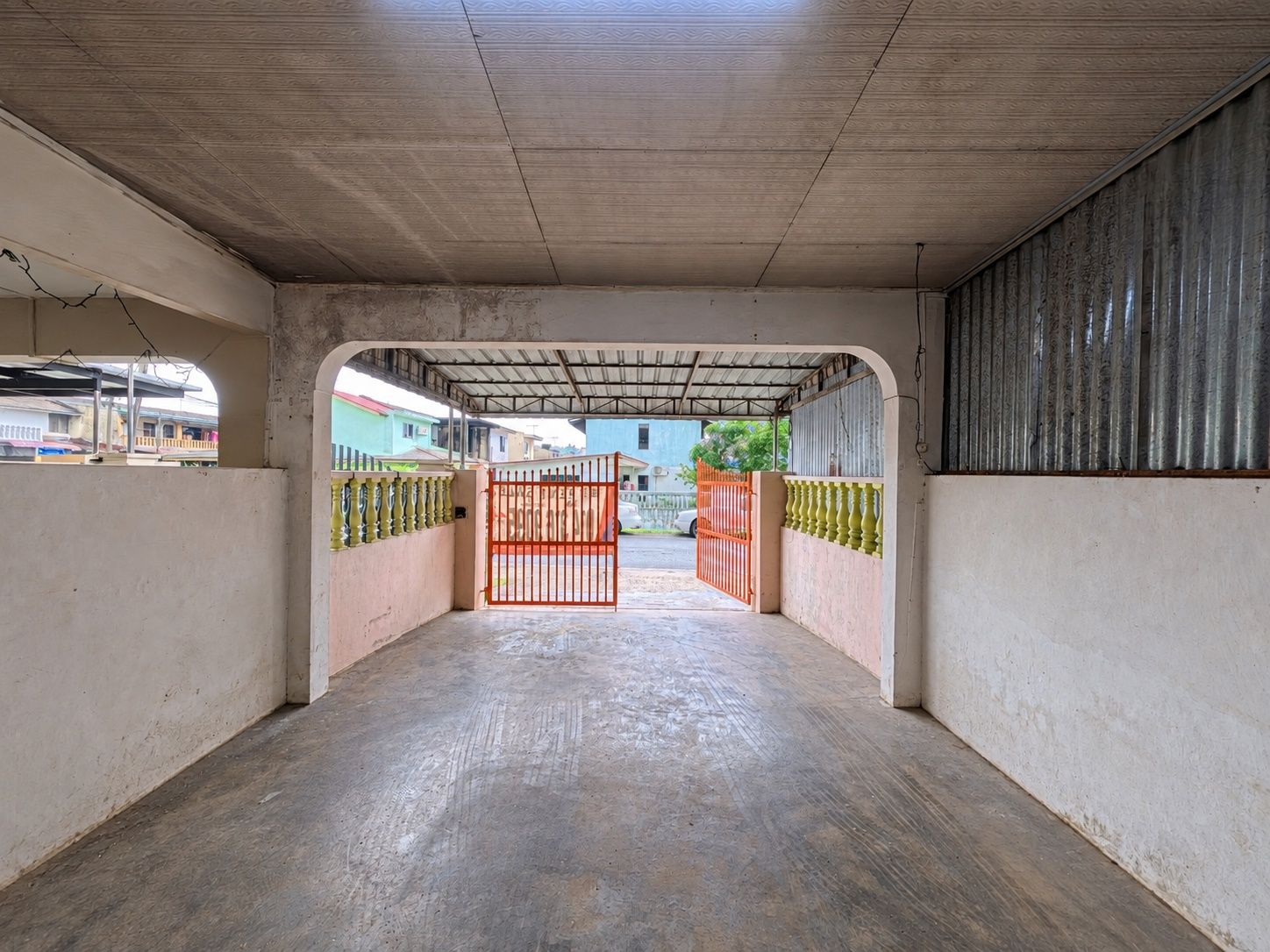 Car park - Double Storey for Rent in Taman Muhibbah Saleng, Saleng Kulai | 3 Bedroom | RM1,100 - Image 2
