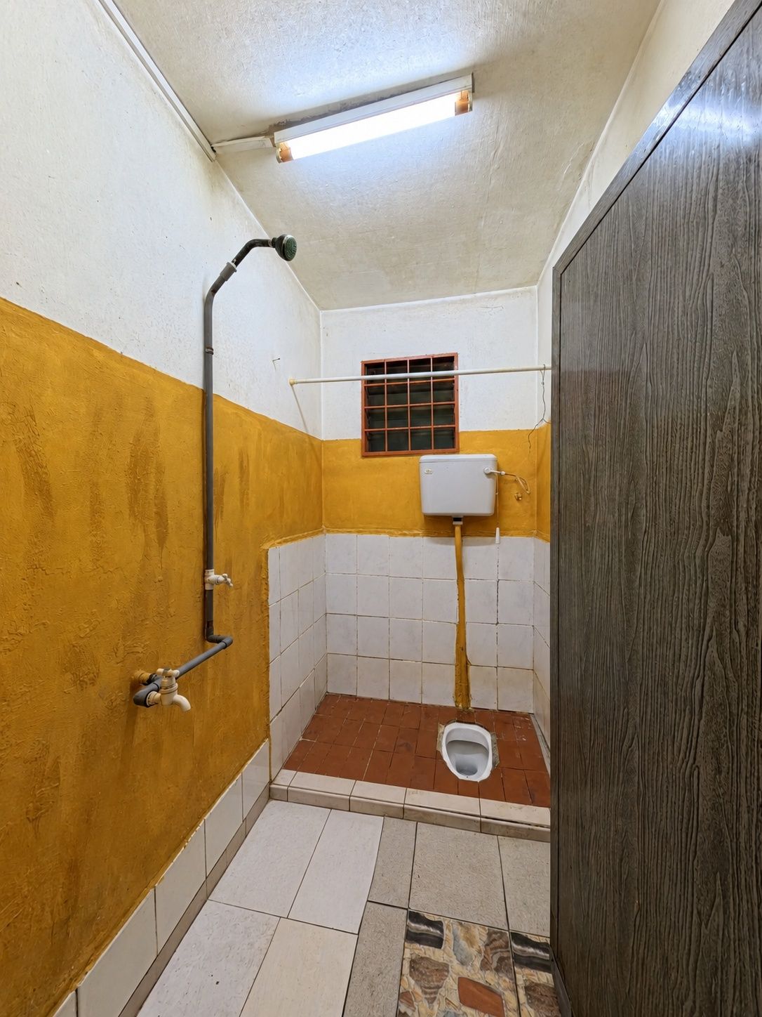 Bathroom - Double Storey for Rent in Taman Muhibbah Saleng, Saleng Kulai | 3 Bedroom | RM1,100 - Image 8