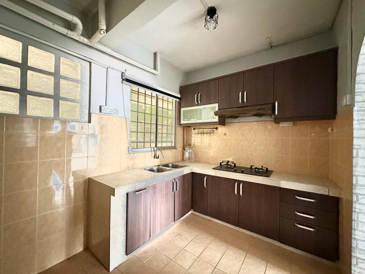 Good for investment, near MRT,  Flat Taman Aman Putra, Jinjang Utara, Kuala Lumpur. - Image 11