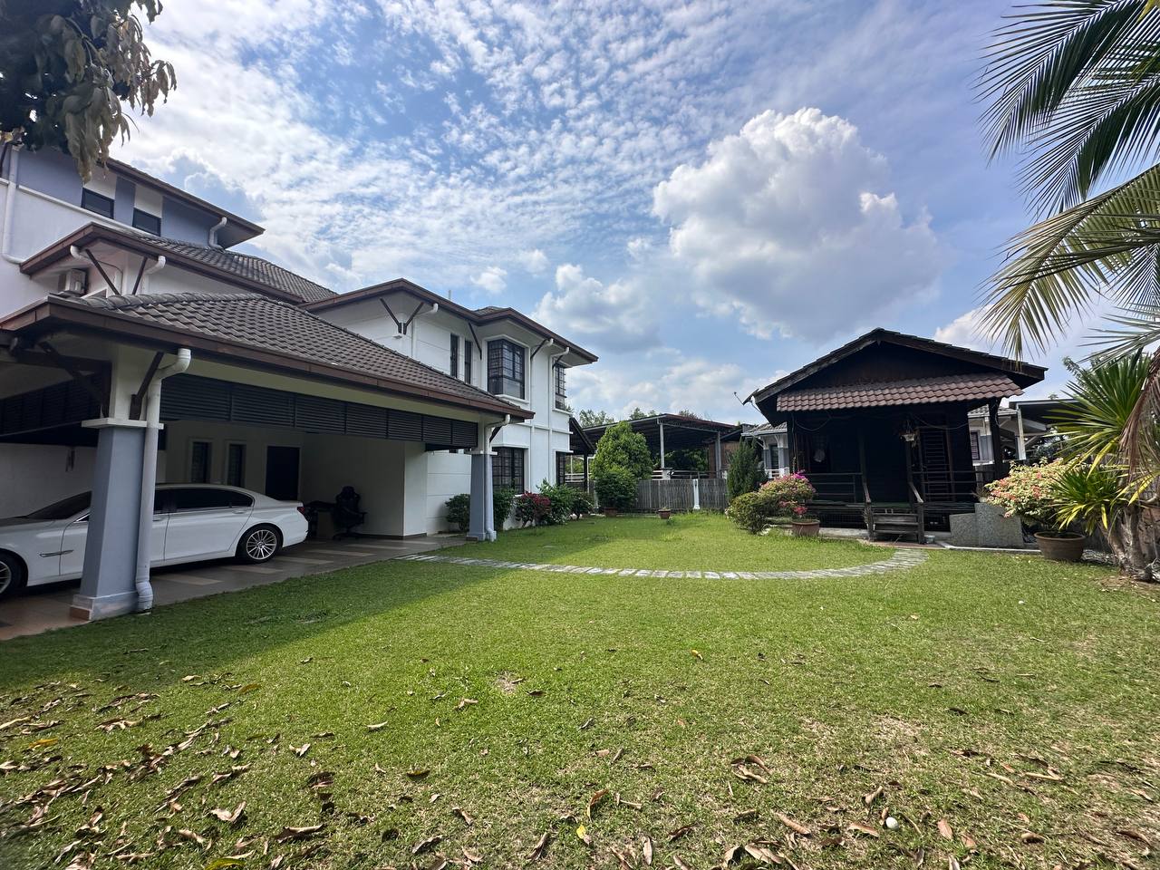 🔥🔥NICE UNIT🔥🔥 Renovated and Extended, Corner Lot Double Storey Bungalow  with Private Swimming Pool Laman Kekwa, Nilai Impian. Negeri Sembilan. - Image 4
