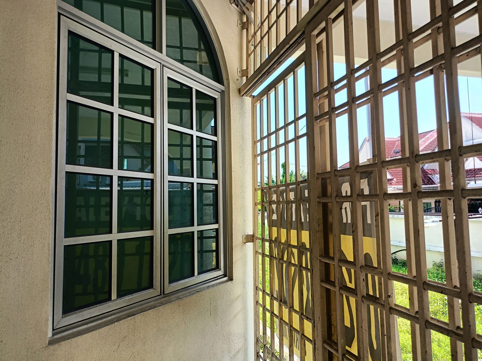 2 storey Semi Detached House at Lorong Kekabu Permatang Damar Laut, Batu Maung Penang - Image 4