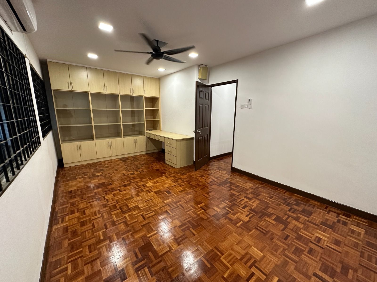 Bungalow Damansara Height @ Jalan Setiakasih - Image 8
