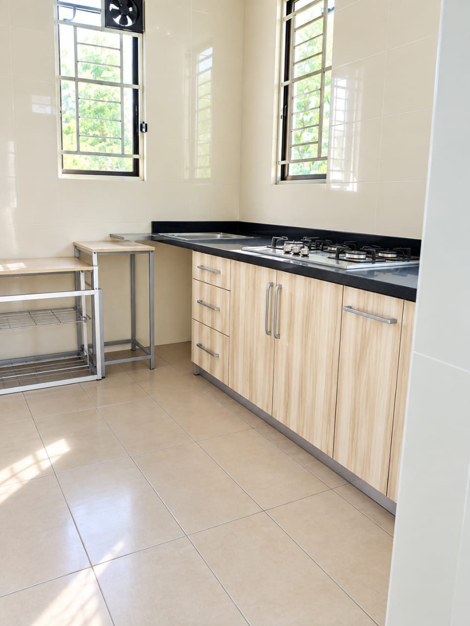 A Home Waiting For You ! - Image 9
