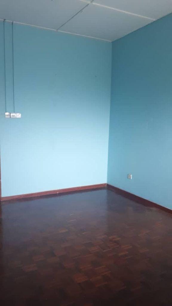 Good Location Klang Town 2 Storey Linked House - Image 6