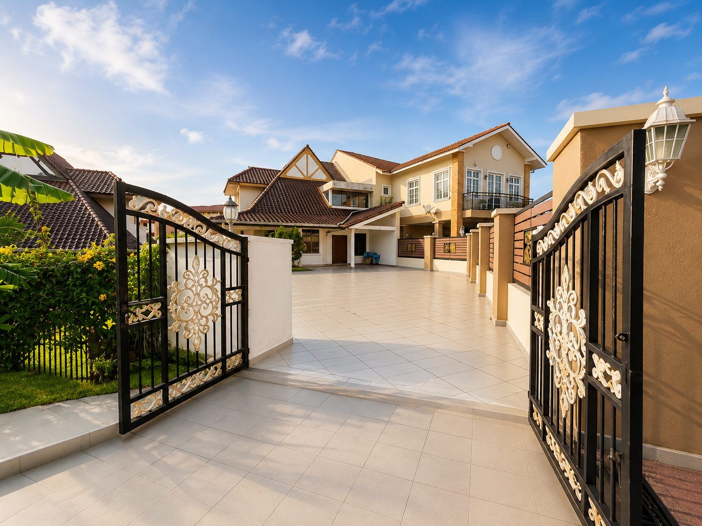 Double Storey Semi-D For Rent Bandar Baru UDA JB | 5,145 sqft | RM3K - Image 1