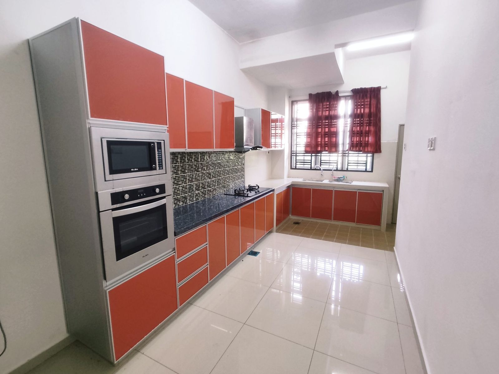 Superlink Terrace Taman Belia Antarabangsa Ayer Keroh 24x70 4 Bedroom - Image 9