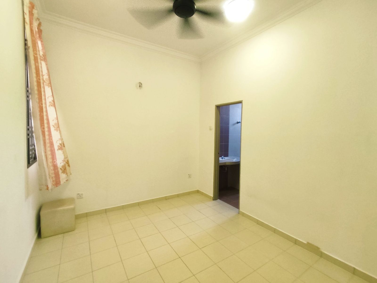Superlink Terrace Taman Belia Antarabangsa Ayer Keroh 24x70 4 Bedroom - Image 17