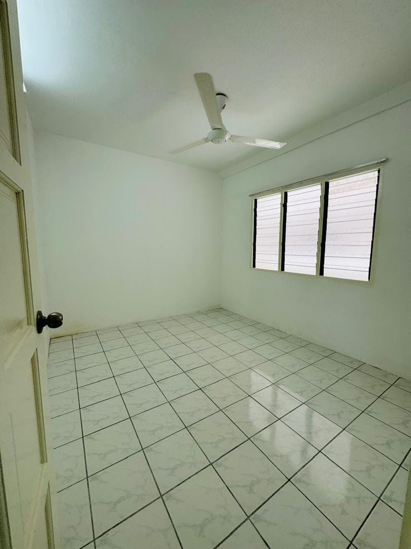 FOR RENT🔥PANGSAPURI BAIDURI, PERSIARAN TASIK KESUMA, BANDAR TASIK KESUMA, BERANANG - Image 4