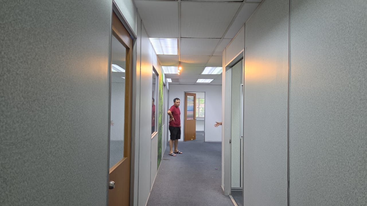 Office space - Light industry  2 storey - Image 12