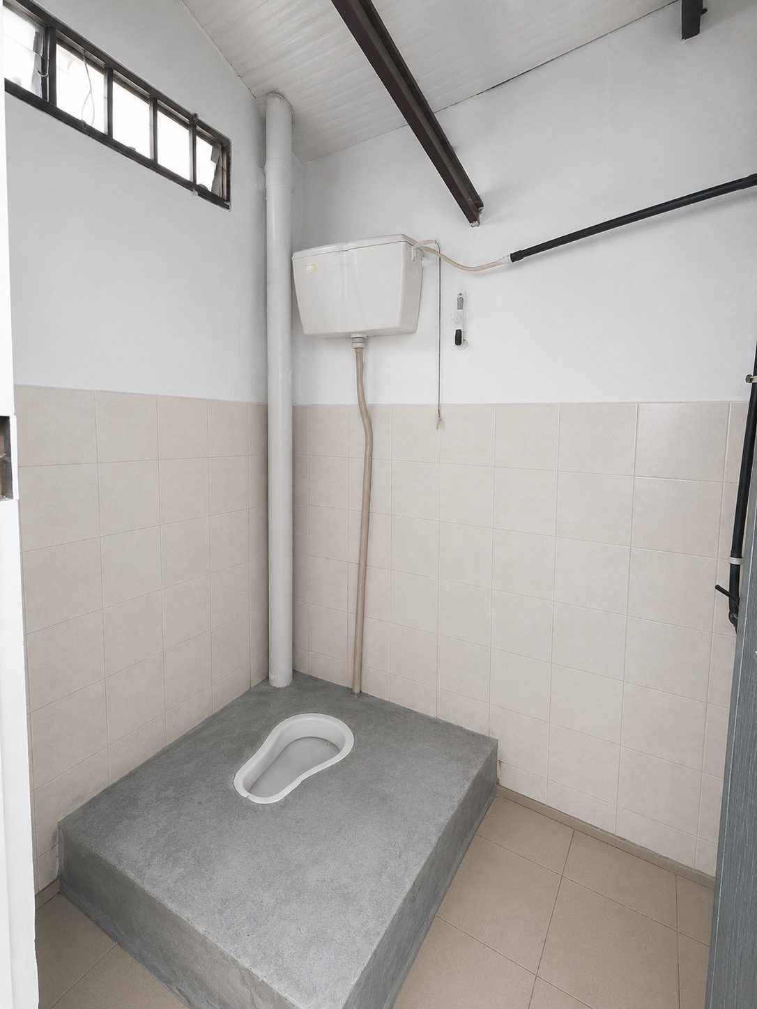 4 Bedroom Freehold | Flat Cengal Taman Putri Kulai | Below RM200K - Image 5