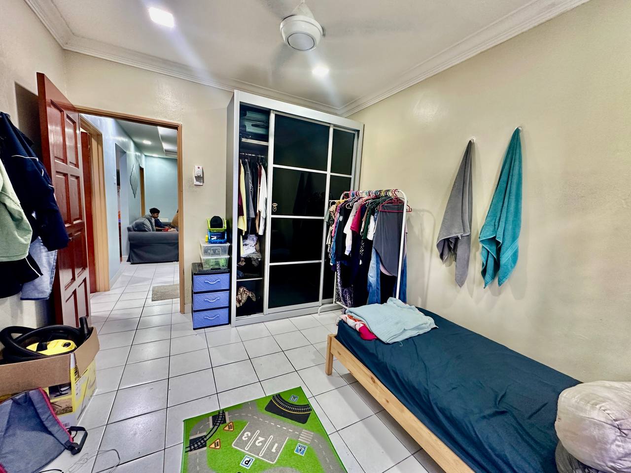 RENOVATED UNIT, 2nd floor Blok E2 Teratai Apartment, Taman Sutera, Kajang (WALK UP) - Image 9