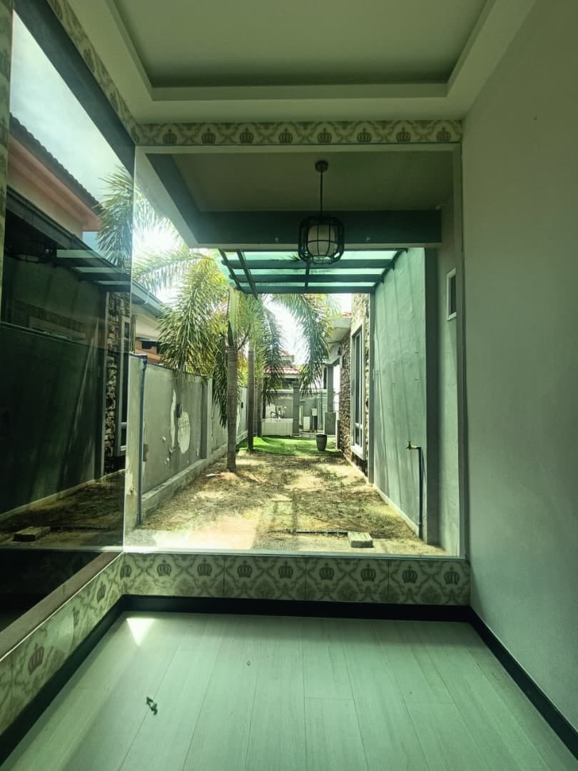 View - SEMI-D CANTIK DIUBAH SUAI SEPENUHNYA UNTUK DIJUAL - Image 10