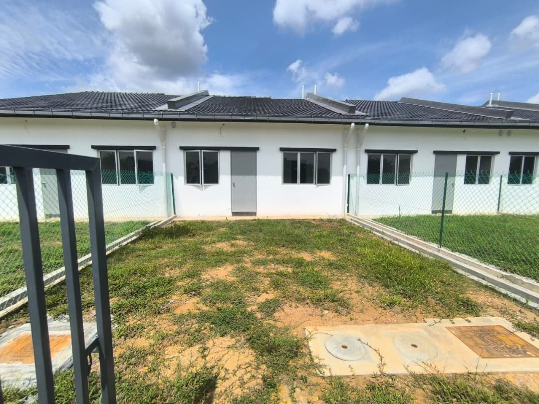 Perfect for first home buyers, young families & investors looking for rental yield. - Image 3