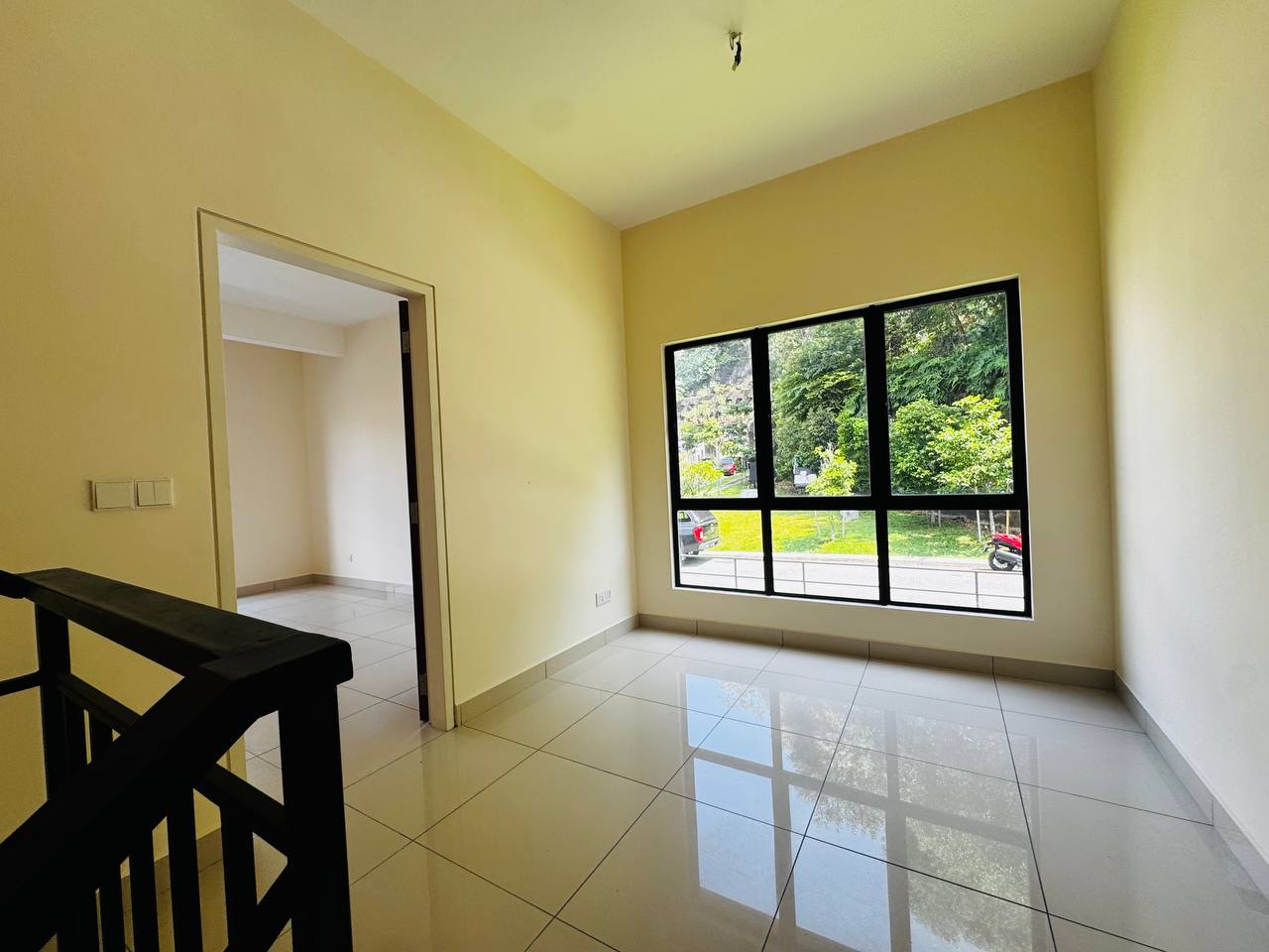 Brand New Corner Unit 3 Storey Terrace Nassim Heights Taman Ukay Bistari Ampang Selangor - Image 7