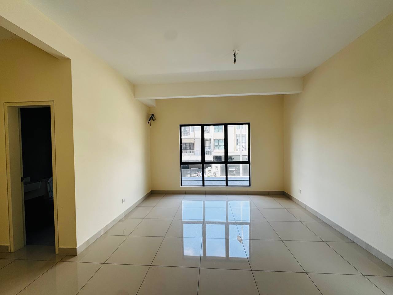 Brand New Corner Unit 3 Storey Terrace Nassim Heights Taman Ukay Bistari Ampang Selangor - Image 8