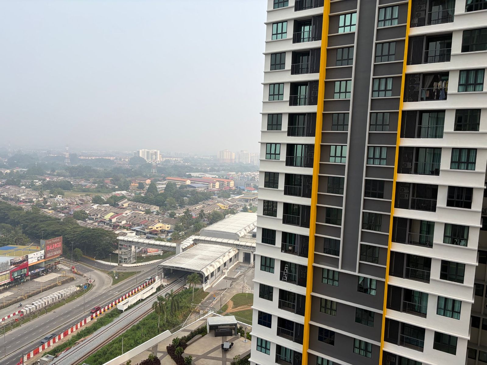 Fully Furnished 1-Bedroom Condo for Rent | RM1,500 | 50m to KTM | Kajang 2 - Image 7