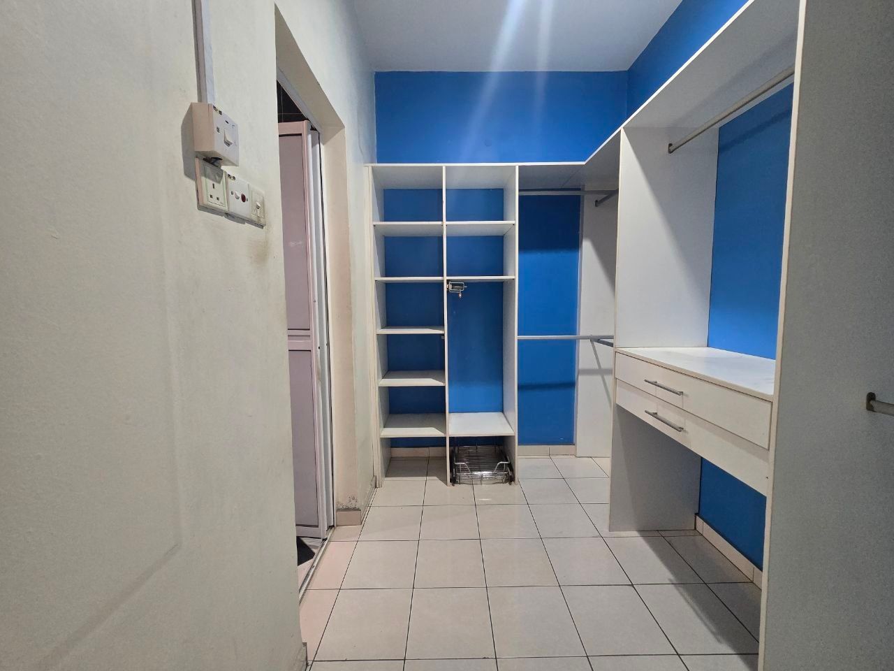 Excellent Condition, Spacious Semi-D at Seksyen 7, Shah Alam - Image 5