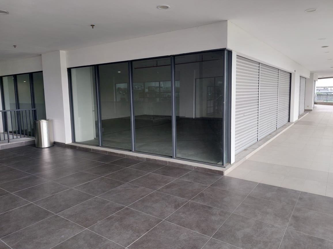 ELEVATE YOUR BUSINESS - Main Road–Facing Retail Ideal for Tuition / Clinic / Beauty in Radia, Bukit Jelutong - Image 1
