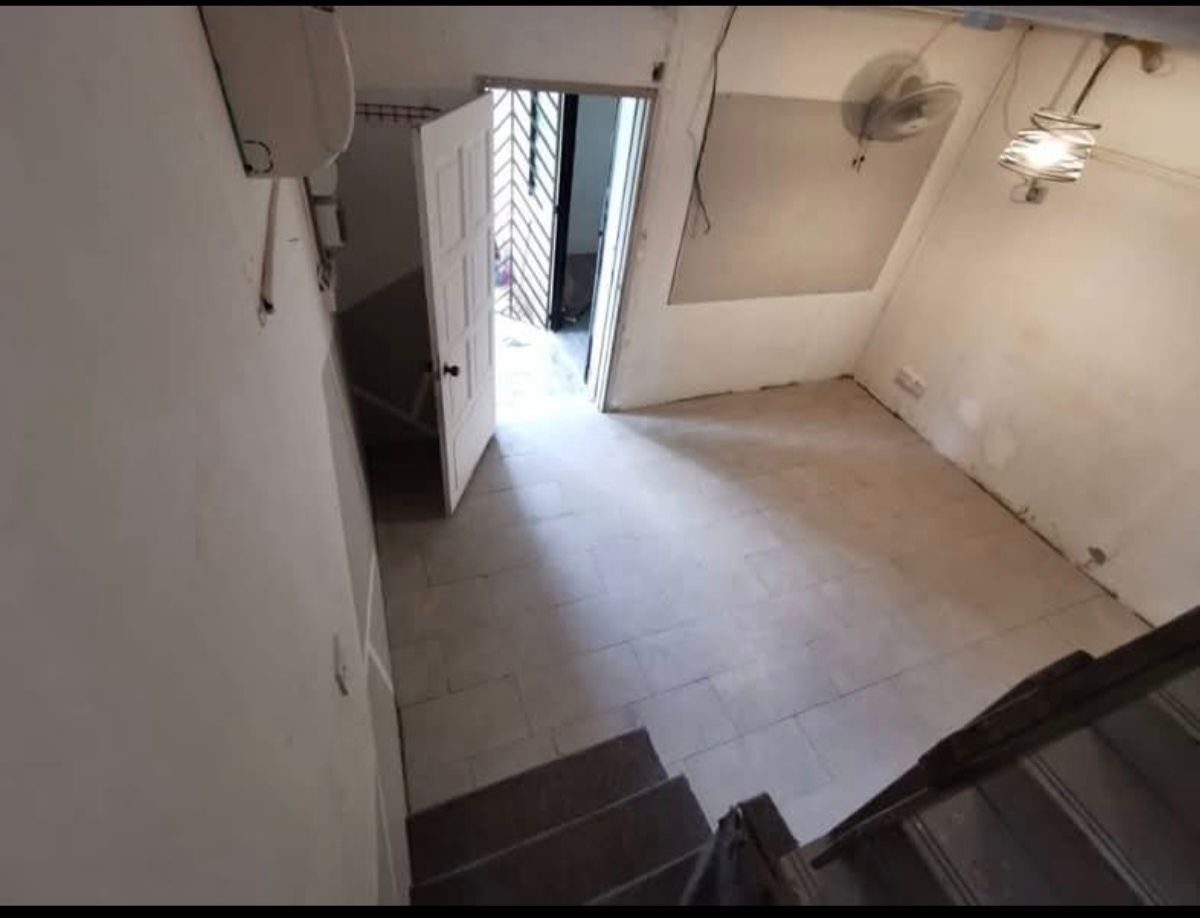 Kuala Lumpur Double Story Corner House - Image 2