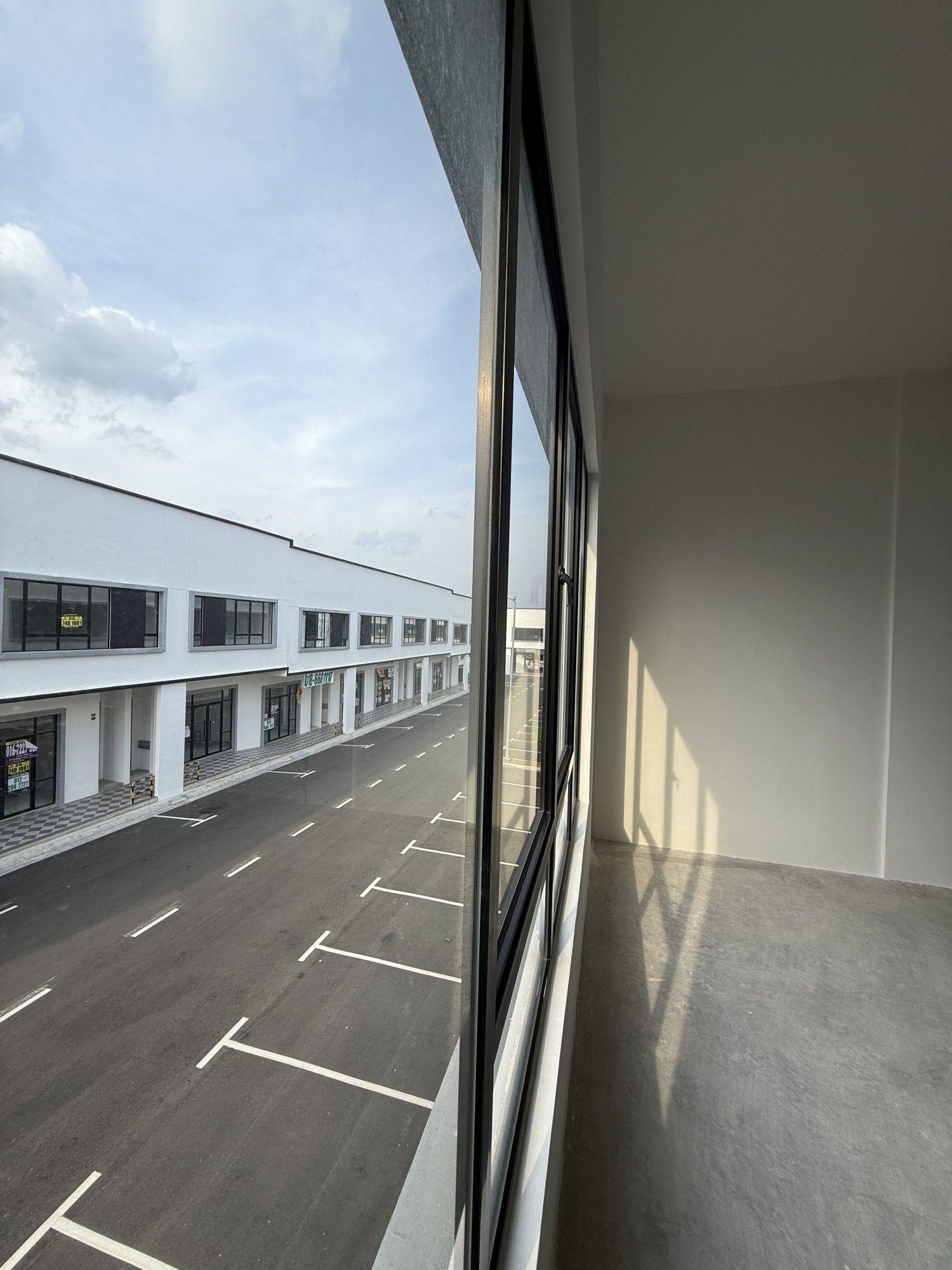 BRAND NEW 24' WIDE 2-STOREY SHOP LOT @ ECO TROPICS, KOTA MASAI — 3,360 sq ft WHOLE BLOCK AT RM3,900 | Behind MR DIY | Beside 24-Hour Gym | 5-Min Walk to Lotus's - Image 14