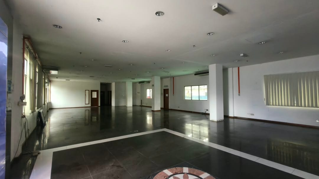 Interior - Semi-D Factory for Rent @ Eco Business Park 2 Senai | 37,000 sq ft Land | Medium Industry | RM38K - Image 5