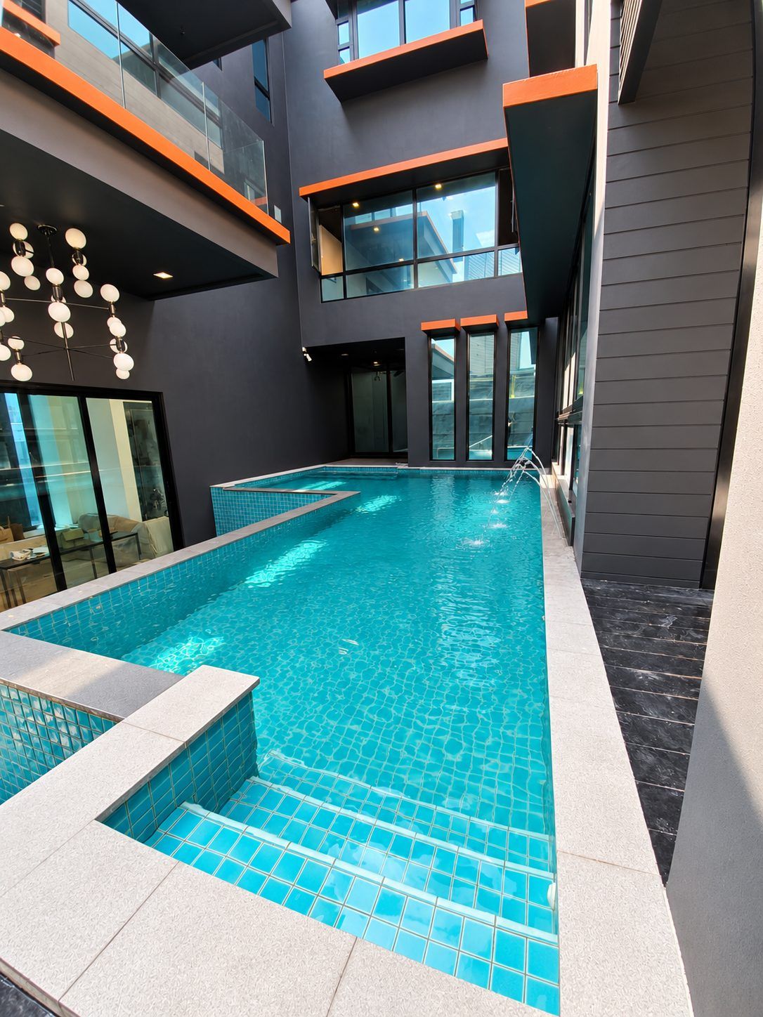 LUXURY BUNGALOW FOR SALE! 🚨 - Image 8