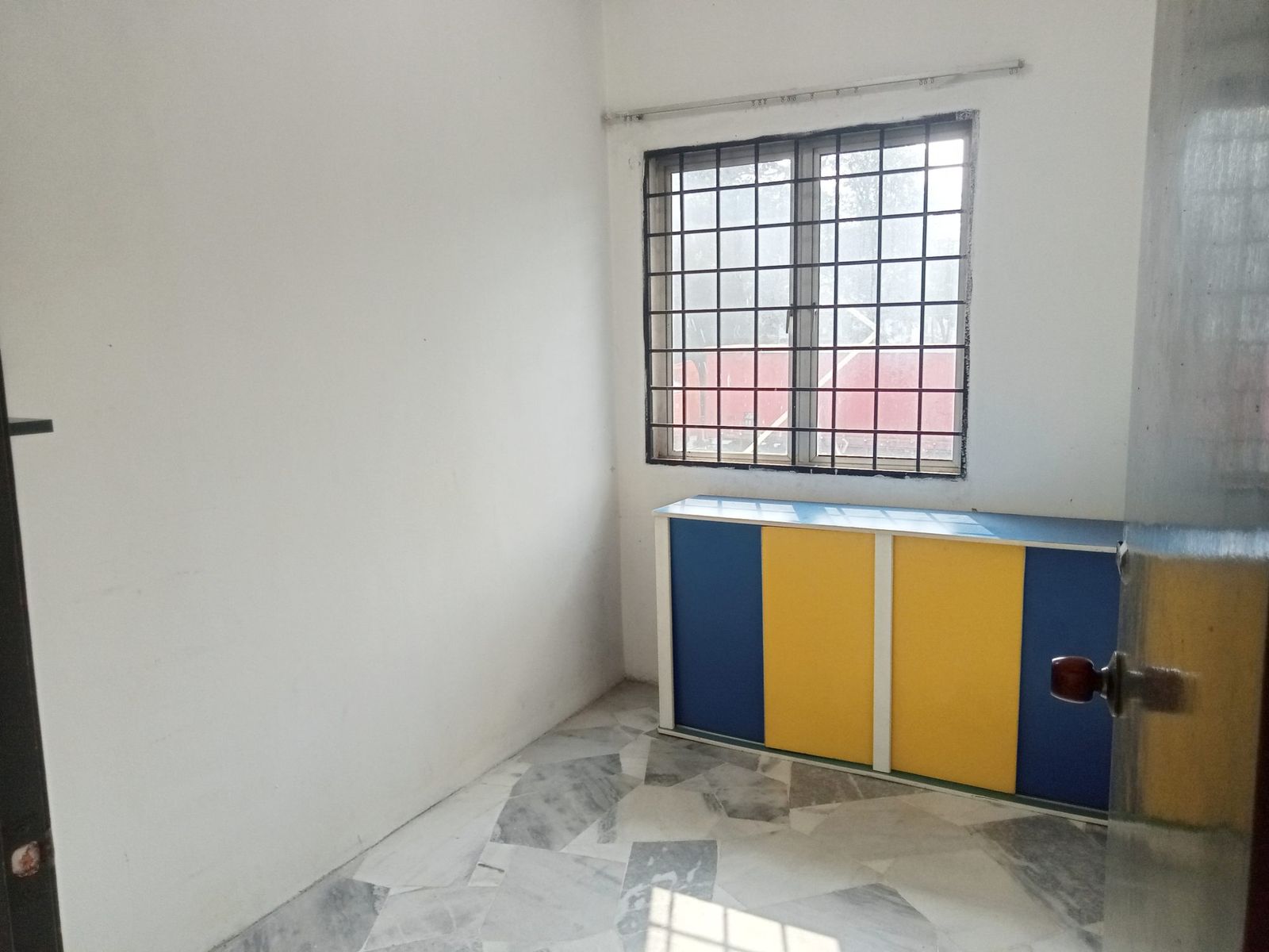 1st floor freehold apartment for sale at Bandar Puchong Jaya Sri Anggerik 1, nearby Puchong IOI Mall (Block-D facing sunrise) - Image 4