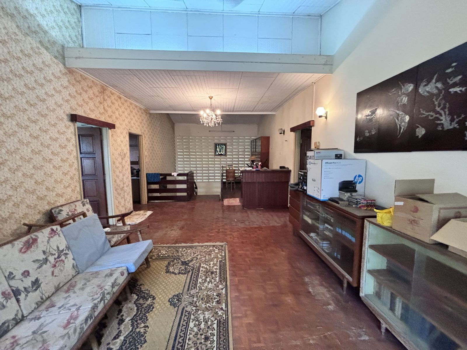 Bungalow @ Jalan Gurney Kiri – Opposite International School! - Image 14