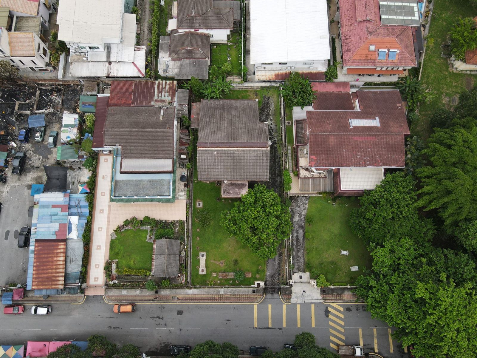 Bungalow @ Jalan Gurney Kiri – Opposite International School! - Image 20