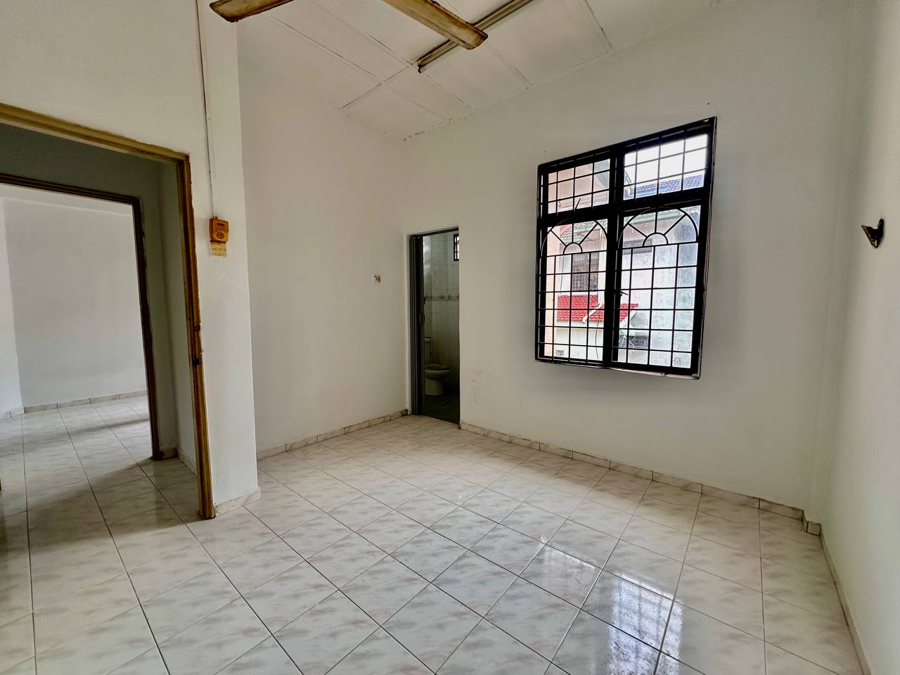 Double Storey Intermediate, Taman Desa Melati, Nilai, Negeri Sembilan (Near Bukit Melati) - Image 14