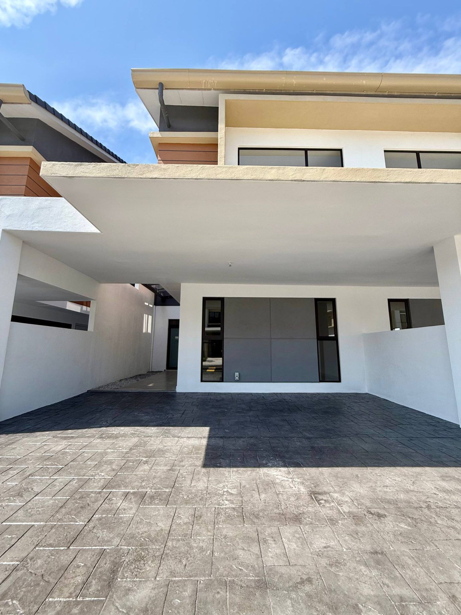 Superlink Double Storey yang LUAS & MODEN - Image 5