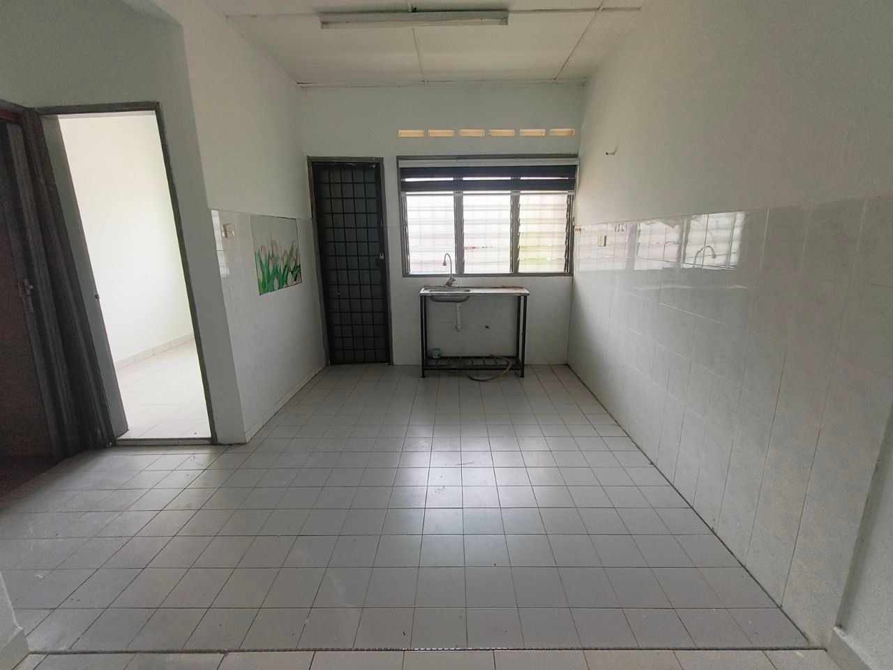 TERRACE HOUSE NEAR KLIA - Image 5