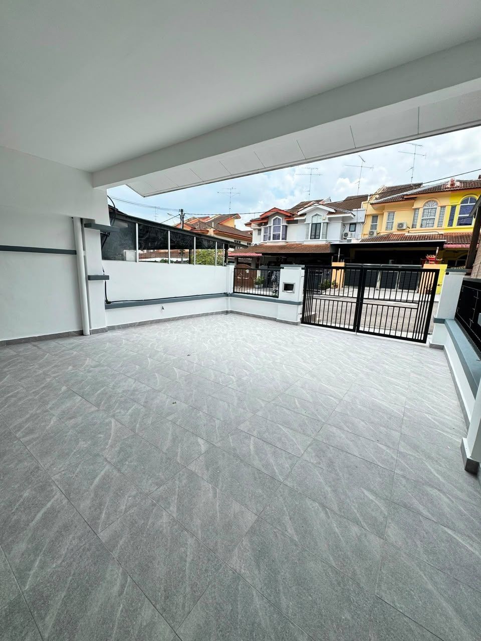 NEW FULLY RENOVATED | Double Storey Terrace @ Bandar Putra Kulai | 4BR 3BA | RM538K - Image 26