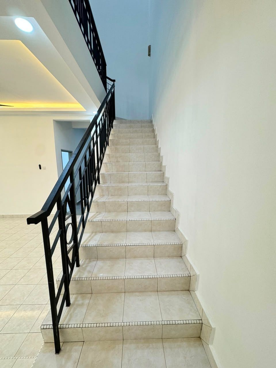 NEW FULLY RENOVATED | Double Storey Terrace @ Bandar Putra Kulai | 4BR 3BA | RM538K - Image 16