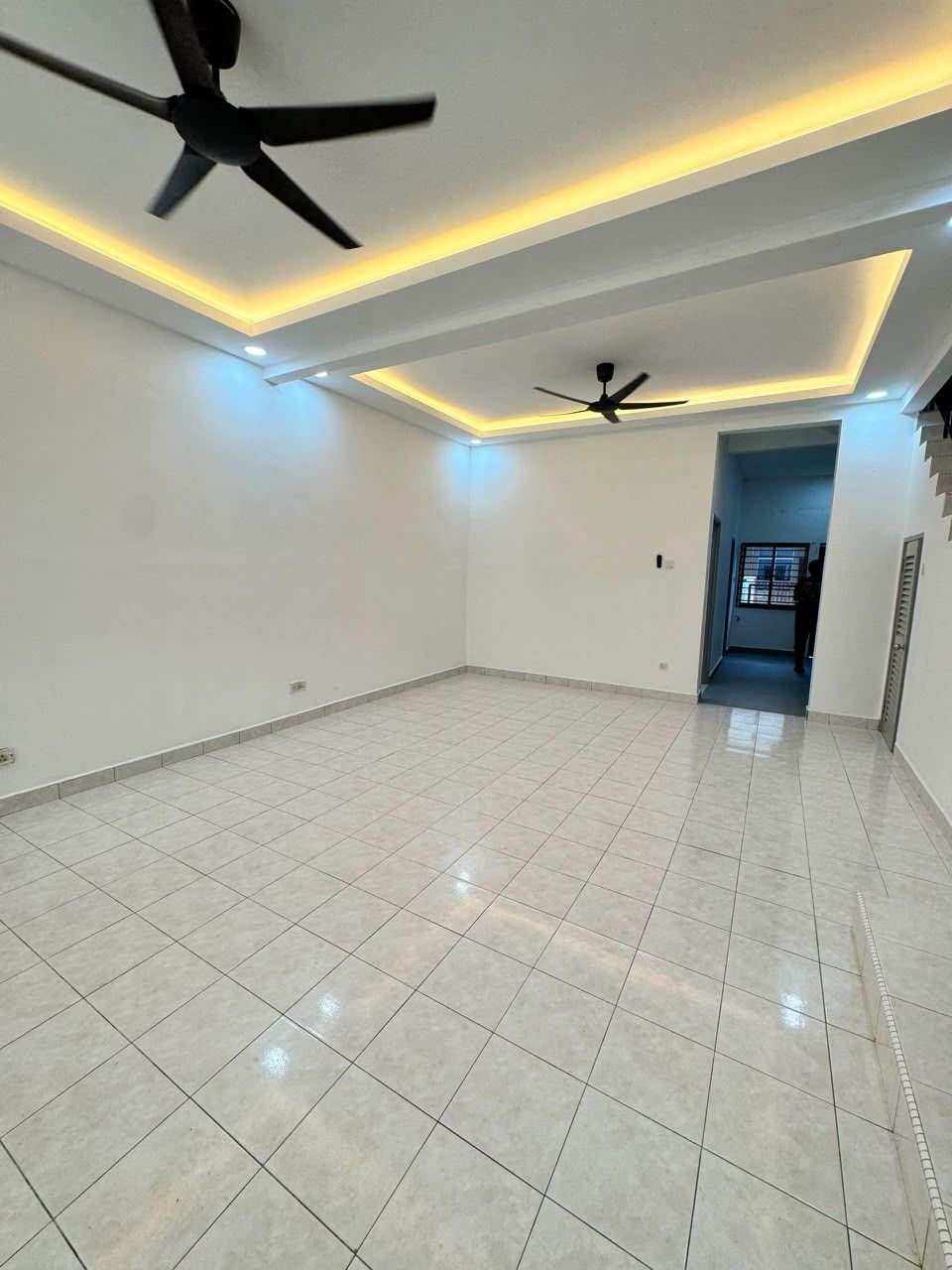 Living room - NEW FULLY RENOVATED | Double Storey Terrace @ Bandar Putra Kulai | 4BR 3BA | RM538K - Image 22