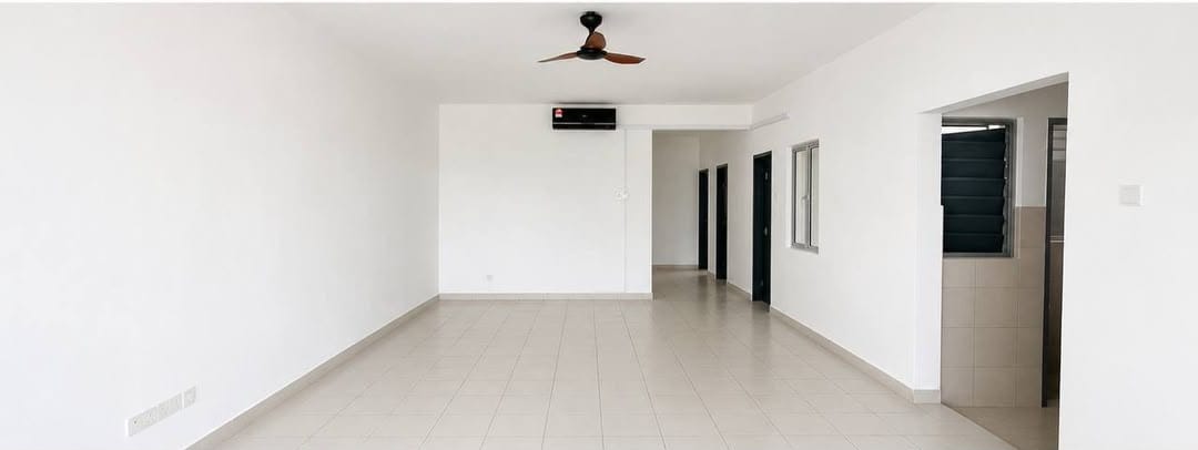 TOWNHOUSE GROUND FLOOR BANDAR PUTERA 2 | 3 ROOM | RM1,350 | NEAR KOTA KEMUNING - Image 1