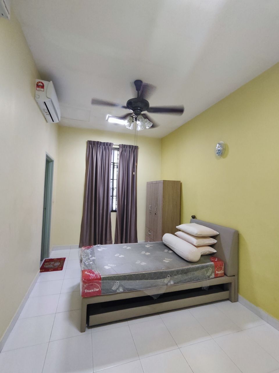 Bedroom - Taman Lagenda Putra Kulai House for Rent | Fully Furnished | RM2,600 - Image 23