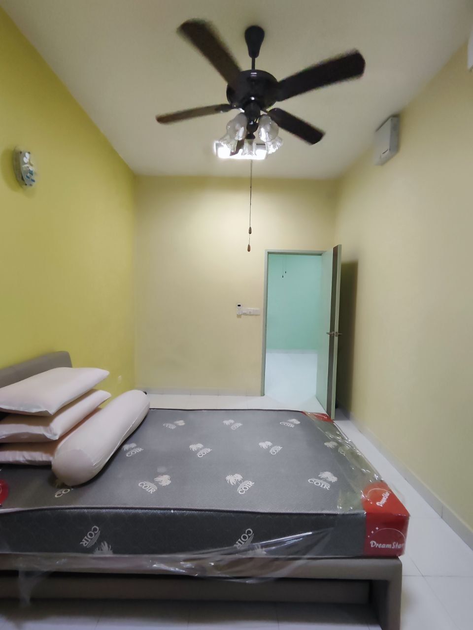 Bedroom - Taman Lagenda Putra Kulai House for Rent | Fully Furnished | RM2,600 - Image 25
